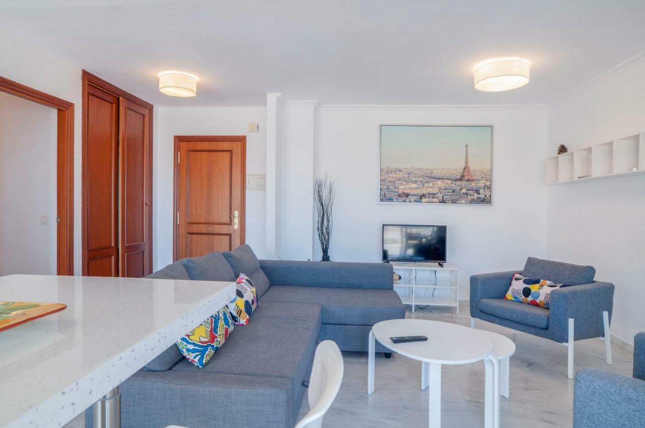 דירות בנאלמדנה Apartamento Playaquebrada מראה חיצוני תמונה