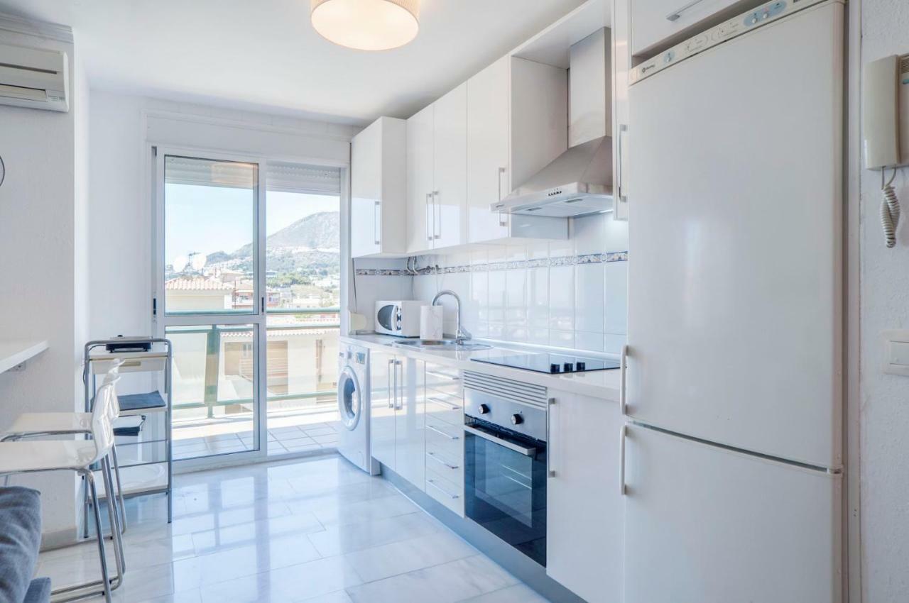 דירות בנאלמדנה Apartamento Playaquebrada מראה חיצוני תמונה