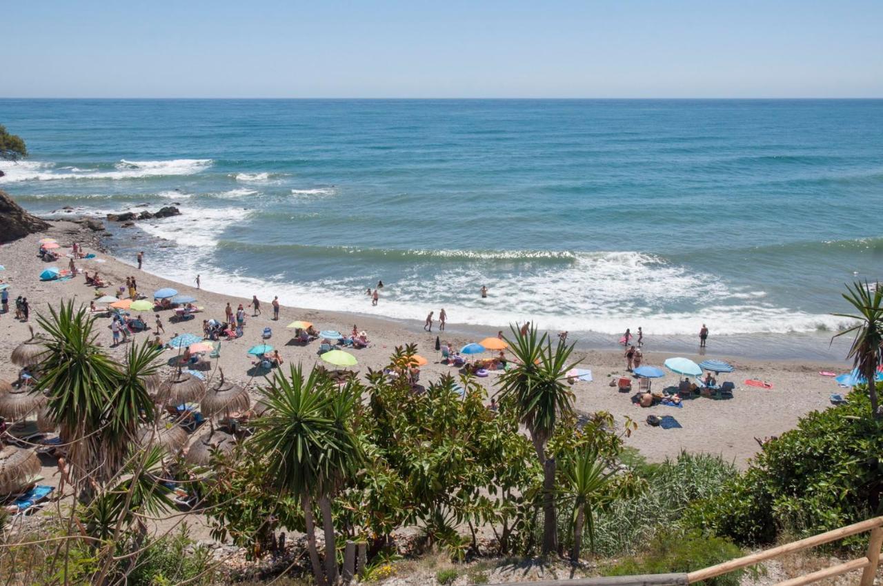 דירות בנאלמדנה Apartamento Playaquebrada מראה חיצוני תמונה